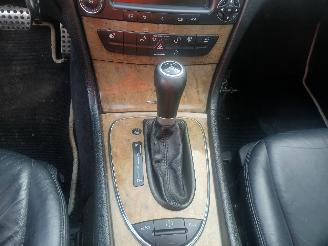 Mercedes E-klasse E (W211) Sedan 3.0 E-280 V6 24V (M272.943) [170kW]  (03-2005/12-2008) picture 17