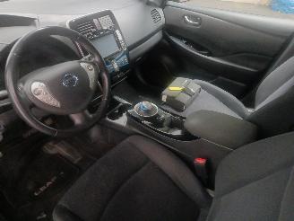 Nissan Leaf Leaf (ZE0) Hatchback Leaf (EM61) [80kW]  (11-2010/12-2017) picture 12