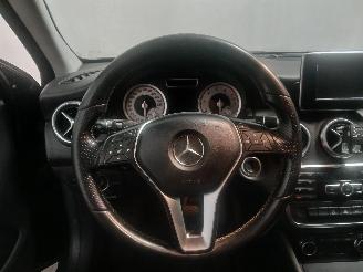 Mercedes A-klasse A (W176) Hatchback 1.6 A-180 16V (M270.910) [90kW]  (09-2012/05-2018) picture 19