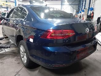 Volkswagen Passat Passat (3G2) Sedan 1.6 TDI 16V (DCXA) [88kW]  (08-2014/11-2020) picture 4