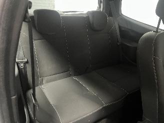 Renault Twingo Twingo II (CN) Hatchback 3-drs 1.2 16V (D4F-770) [55kW]  (03-2007/09-2=
014) picture 10