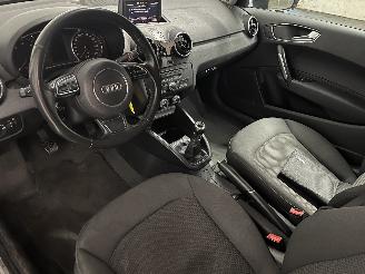 Audi A1 A1 (8X1/8XK) Hatchback 3-drs 1.2 TFSI (CBZA) [63kW]  (05-2010/04-2015)= picture 14