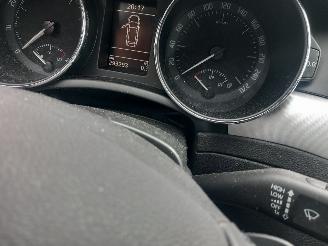 Skoda Superb Superb Combi (3TAC/TAF) Combi 1.8 TSI 16V (CDAA) [118kW]  (10-2009/05-=
2015) picture 2