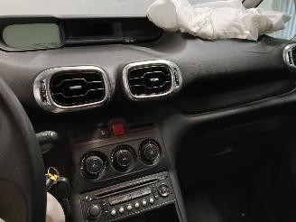 Citroën C3 C3 Picasso (SH) MPV 1.6 16V VTI 120 (EP6(5FW)) [88kW]  (02-2009/10-201=
7) picture 13