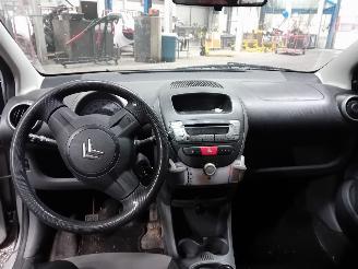 Citroën C1 C1 Hatchback 1.0 12V (384F(CFA)) [50kW]  (06-2005/09-2014) picture 5