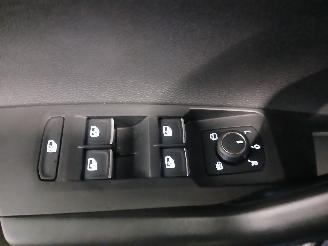 Volkswagen Taigo Taigo SUV 1.0 TSI 110 12V (DLAA) [81kW]  (09-2021/03-2024) picture 15