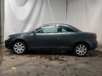 Volkswagen Eos Eos (1F7/F8) Cabrio 1.6 FSI 16V (BLF(Euro 4)) [85kW]  (06-2006/05-2008=
) picture 4