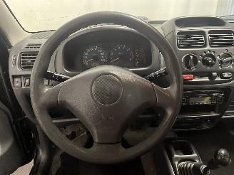 Suzuki Ignis Ignis (FH) Hatchback 1.3 16V (M13A) [61kW]  (10-2000/09-2003) picture 18