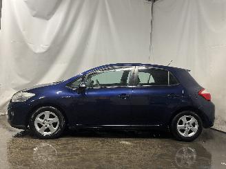 Toyota Auris Auris (E15) Hatchback 1.8 16V HSD Full Hybrid (2ZRFXE) [100kW]  (09-20=
10/09-2012) picture 4