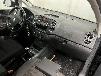 Volkswagen Golf Golf Plus (5M1/1KP) MPV 1.4 TSI 122 16V (CAXA(Euro 5)) [90kW]  (06-200=
7/12-2013) picture 9