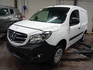demontáž dodávky Mercedes Citan Citan (415.6) Van 1.5 108 CDI (OM607.951(K9K)) [55kW]  (11-2012/08-202=
1) 2017/3