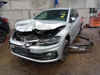 Uttjänta bilar auto Volkswagen Polo Polo VI (AW1) Hatchback 5-drs 1.0 TSI 12V BlueMotion (DKRF) [85kW]  (0=
9-2017/...) 2019/4