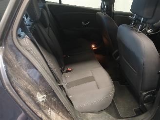 Renault Mégane Megane III Grandtour (KZ) Combi 5-drs 1.4 16V TCe 130 (H4J-700(H4J-A7)=
) [96kW]  (05-2009/02-2016) picture 10