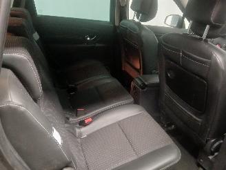 Renault Scenic Grand Scénic III (JZ) MPV 2.0 16V CVT (M4R-F713) [103kW]  (02-2009/1=
2-2016) picture 9
