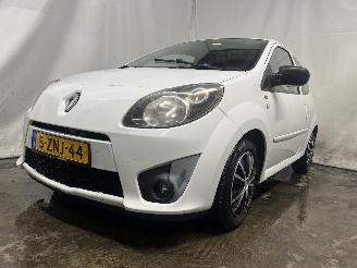 krockskadad bil auto Renault Twingo Twingo II (CN) Hatchback 3-drs 1.2 16V (D4F-770) [55kW]  (03-2007/09-2=
014) 2011/11