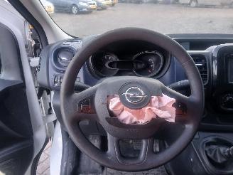 Opel Vivaro Vivaro Van 1.6 CDTI 95 Euro 6 (R9M-413(R9M-H4)) [70kW]  (03-2016/12-20=
19) picture 15