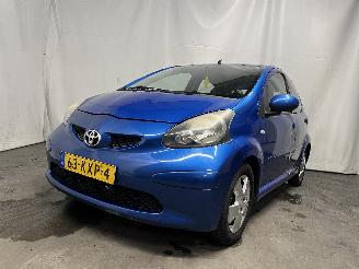 skadebil auto Toyota Aygo Aygo (B10) Hatchback 1.0 12V VVT-i (1KR-FE) [50kW]  (07-2005/05-2014) 2010/5