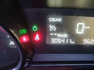 Peugeot 308 308 SW (L4/L9/LC/LJ/LR) Combi 5-drs 1.6 BlueHDi 120 (DV6FC(BHZ)) [88kW=
]  (03-2014/12-2021) picture 2