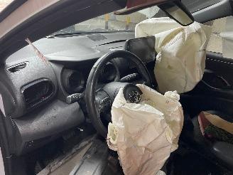 Toyota Yaris Yaris IV (P21/PA1/PH1) Hatchback 1.5 12V Hybrid 115 (M15AFXE) [85kW]  =
(02-2020/...) picture 5