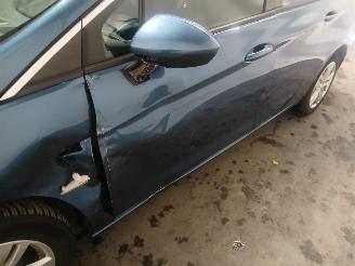 Opel Astra Astra K Sports Tourer Combi 1.0 Turbo 12V (B10XFT(Euro 6)) [77kW]  (01=
-2016/12-2022) picture 24