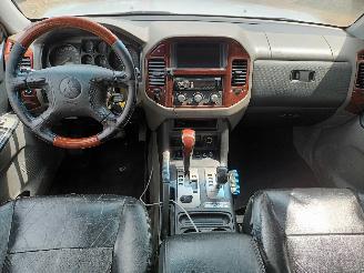 Mitsubishi Pajero Pajero Hardtop (V6/7) Terreinwagen 3.2 DI-D 16V (4M41) [118kW]  (04-20=
00/12-2006) picture 15