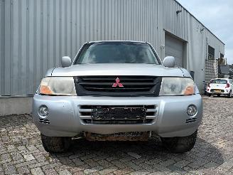 Mitsubishi Pajero Pajero Hardtop (V6/7) Terreinwagen 3.2 DI-D 16V (4M41) [118kW]  (04-20=
00/12-2006) picture 8