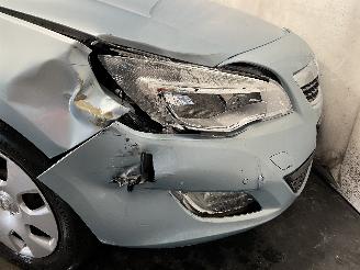 Opel Astra Astra J (PC6/PD6/PE6/PF6) Hatchback 5-drs 1.6 16V (A16XER(Euro 5)) [85=
kW]  (12-2009/10-2015) picture 8