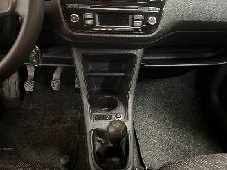 Volkswagen Up! Up! (121) Hatchback 1.0 12V 60 (CHYA) [44kW]  (08-2011/08-2020) picture 17