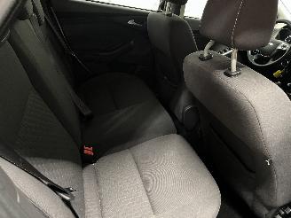 Ford Focus Focus 3 Hatchback 1.0 Ti-VCT EcoBoost 12V 100 (M2DA(Euro 5)) [74kW]  (=
02-2012/05-2018) picture 13