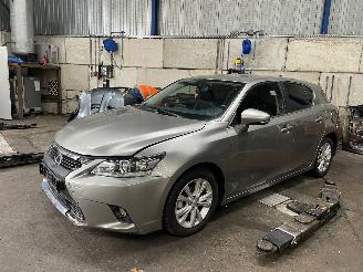 Auto da rottamare Lexus Ct CT 200h Hatchback 1.8 16V (2ZR-FXE) [100kW]  (09-2011/...) 2016/8