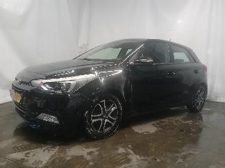 Hyundai I-20 i20 (GBB) Hatchback 1.0 T-GDI 100 12V (G3LC) [74kW]  (01-2016/08-2020)= picture 3