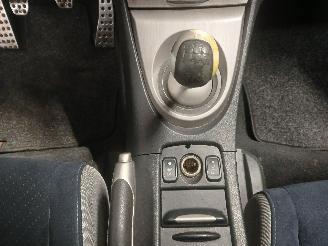 Honda Civic Civic (FK/FN) Hatchback 2.2 i-CTDi 16V (N22A2) [103kW]  (09-2005/01-20=
12) picture 16