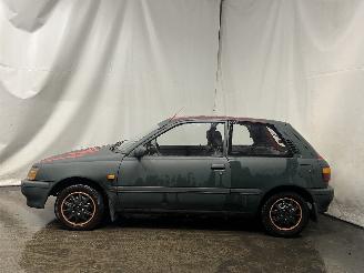 Toyota Starlet Starlet (EP8/NP8) Hatchback 1.3 Friend,XLi 12V (2E-ELU) [55kW]  (12-19=
89/03-1996) picture 4