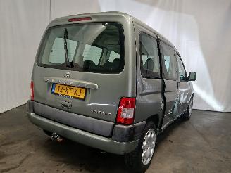 Peugeot Partner Partner Combispace MPV 1.6 16V (TU5JP4(NFU)) [80kW]  (07-2001/03-2008)= picture 5