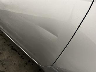 Opel Meriva Meriva MPV 1.4 16V Ecotec (A14XER(Euro 5)) [74kW]  (06-2010/03-2017) picture 8