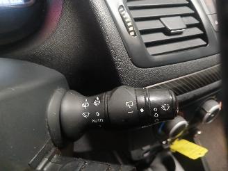 Renault Mégane Megane III Grandtour (KZ) Combi 5-drs 1.5 dCi 110 (K9K-636(K9K-A6)) [8=
1kW]  (02-2009/04-2016) picture 15