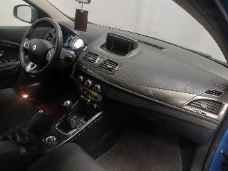 Renault Mégane Megane III Grandtour (KZ) Combi 5-drs 1.5 dCi 110 (K9K-636(K9K-A6)) [8=
1kW]  (02-2009/04-2016) picture 8