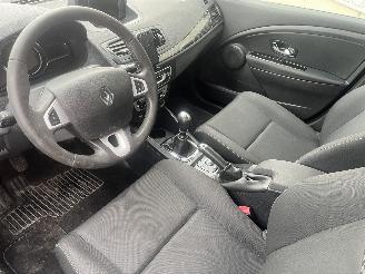 Renault Mégane Megane III Berline (BZ) Hatchback 5-drs 1.5 dCi 110 (K9K-656(K9K-G6)) =
[81kW]  (02-2009/02-2016) picture 15