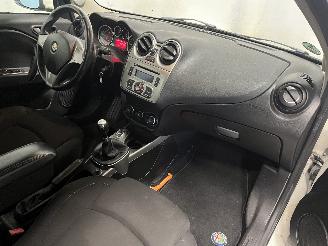 Alfa Romeo MiTo MiTo (955) Hatchback 1.3 JTDm 16V Eco (199.B.4000) [62kW]  (01-2011/12=
-2015) picture 12