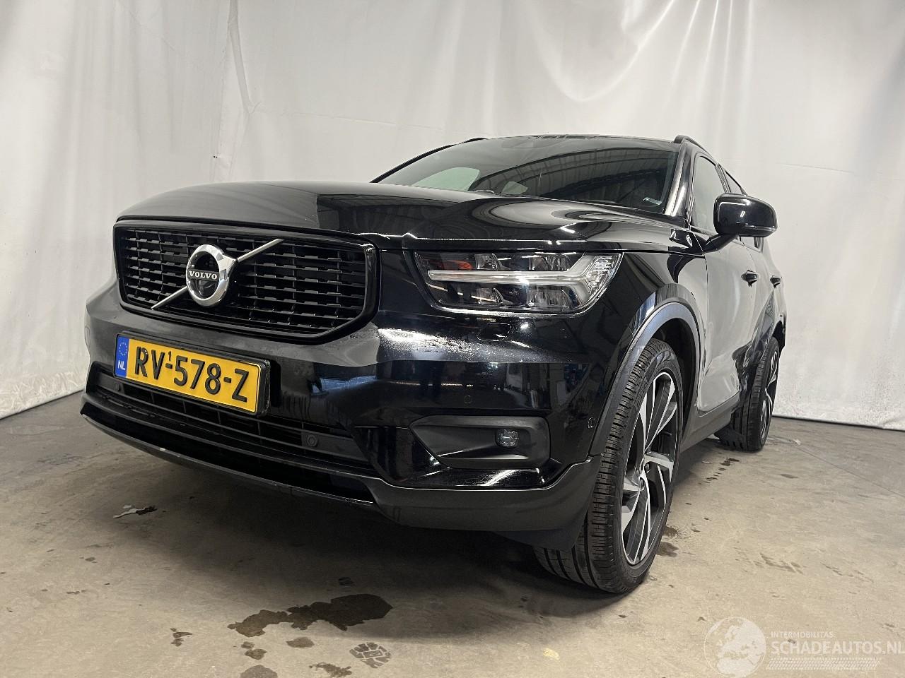 Volvo XC40 XC40 (XZ) SUV 2.0 D4 AWD Geartronic 16V (D4204T12) [140kW]  (10-2017/0=
9-2021)