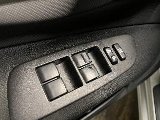 Toyota Auris Auris (E15) Hatchback 1.6 Dual VVT-i 16V (1ZRFE) [91kW]  (03-2007/09-2=
012) picture 22