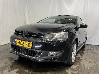 Damaged car Volkswagen Polo Polo V (6R) Hatchback 1.2 12V BlueMotion Technology (CGPA(Euro 5)) [51=
kW]  (06-2009/05-2014) 2011/6