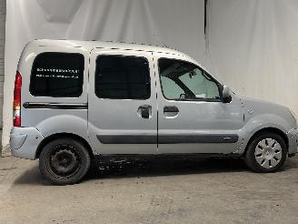 Renault Kangoo Kangoo (KC) MPV 1.6 16V (K4M-752) [70kW]  (06-2001/01-2008) picture 7
