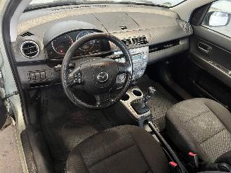 Mazda 2 2 (NB/NC/ND/NE) Hatchback 1.4 16V (FXJA) [58kW]  (04-2003/06-2007) picture 19