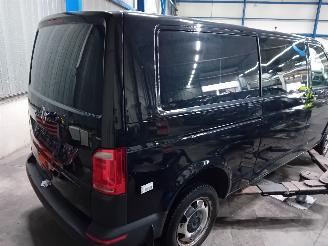 Volkswagen Transporter Transporter T6 Van 2.0 TDI 150 (DNAA) [110kW]  (04-2015/08-2024) picture 3