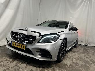 damaged passenger cars Mercedes C-klasse C (W205) Sedan C-180 1.5 EQ Boost (M264.915) [115kW]  (06-2019/05-2021=
) 2019/11
