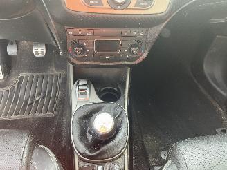 Alfa Romeo MiTo MiTo (955) Hatchback 1.3 JTDm 16V Eco (199.B.4000) [62kW]  (01-2011/12=
-2015) picture 17