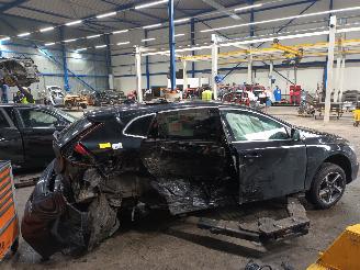 Volvo V-40 V40 (MV) Hatchback 5-drs 2.0 D3 16V (D4204T9) [110kW]  (04-2015/08-201=
9) picture 3