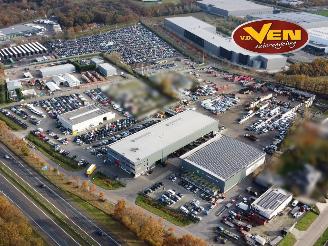 Porsche Cayenne Cayenne (9PA) SUV 3.2 V6 24V (M02.2Y) [184kW]  (10-2003/02-2007) picture 8