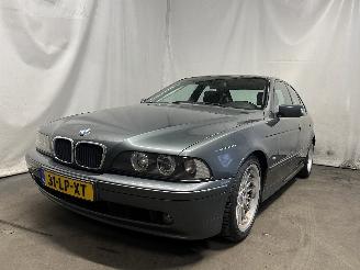 Schadeauto BMW 5-serie 5 serie (E39) Sedan 520i 24V (M54-B22(226S1)) [125kW]  (09-2000/06-200=
3) 2003/4